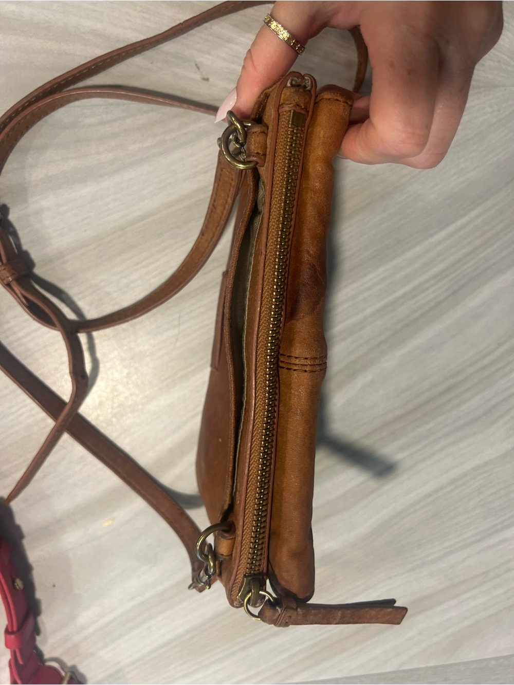 Lucky Brand Leather Crossbody Wallet purse - Picture 4 of 5